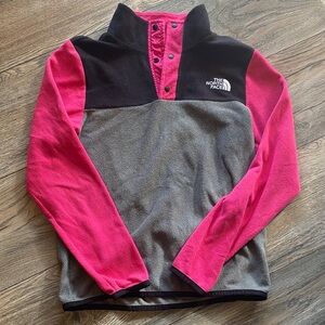 Girls size 10/12 north face snap fleece pullover